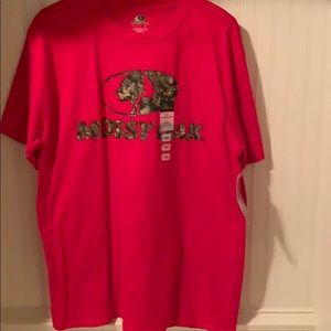 Men’s tee shirt mossy oak size large